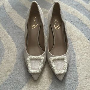 Worn once, sam Edelman pumps, 3.5”, size 9, slight dirt spot on left heel